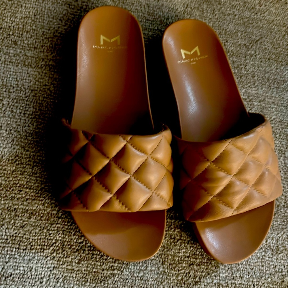 Marc fisher sandals nude size 7
